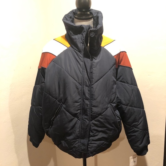 Free People Jackets & Blazers - Dark Navy Blue Free People Puffer Jacket Size LG